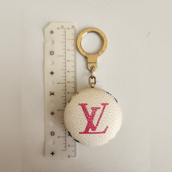 Louis Vuitton Multi Monogram Astro Pill key ring - Picture 3 of 5